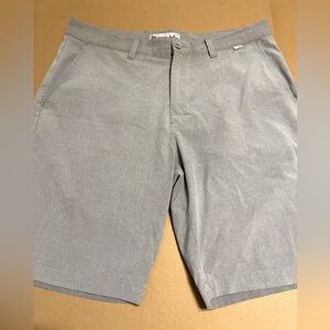 Travis Mathew Mens Gray Performance Golf Stretch Flat Front Chino shorts